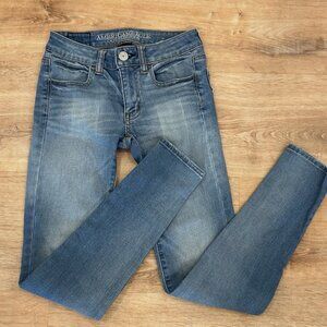 American Eagle Women's 00 Super Stretch Jegging Denim Skinny Low Rise Blue Jeans